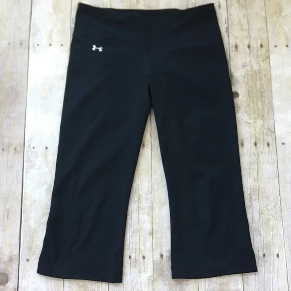 Under Armour Cropped Workout Pants - Picture 1 of 6